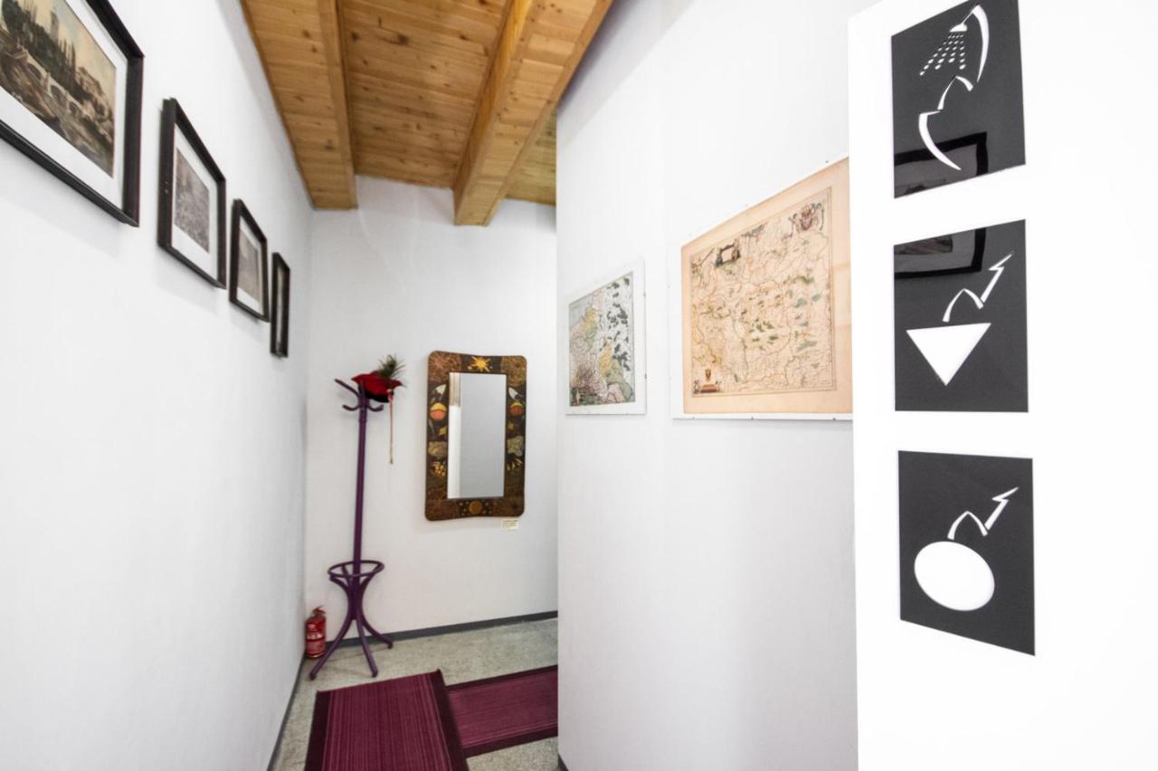 3 Bros' Hostel Cieszyn تشيشين المظهر الخارجي الصورة
