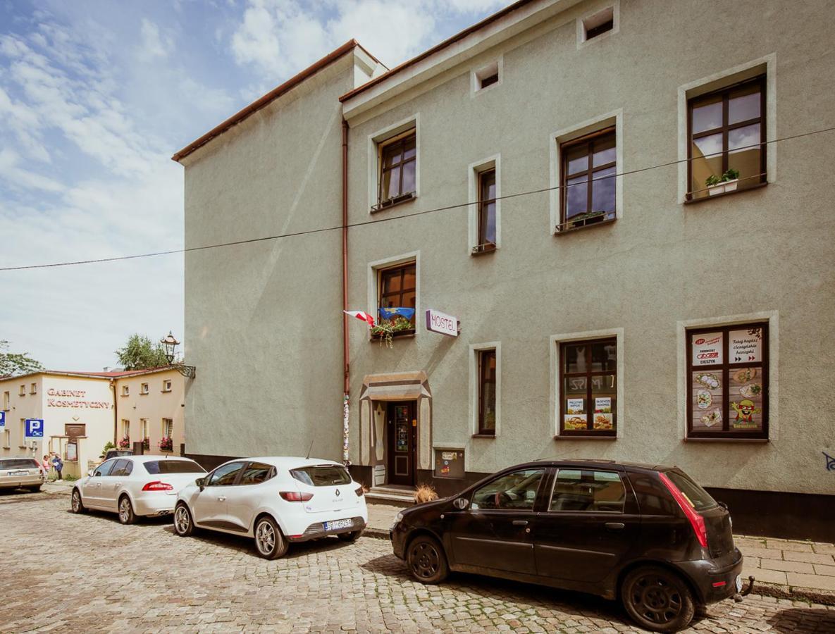 3 Bros' Hostel Cieszyn تشيشين المظهر الخارجي الصورة